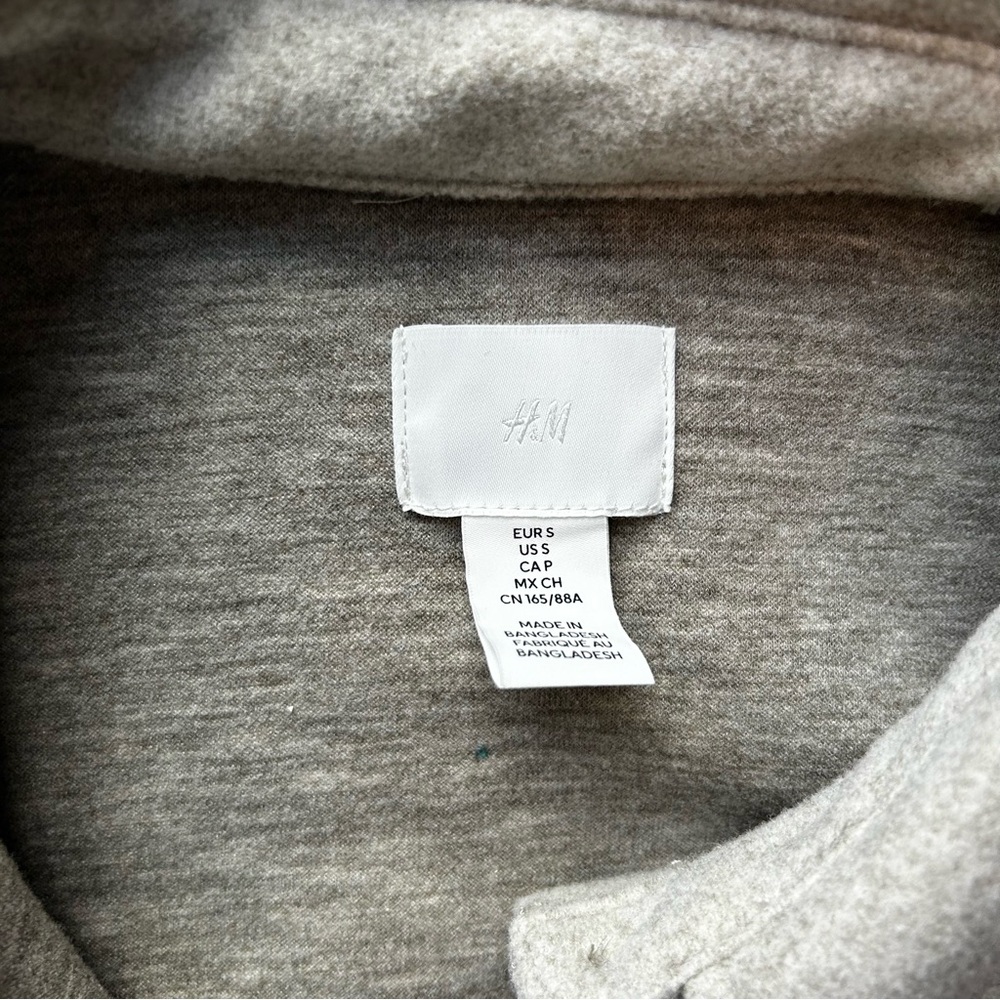 H&M Boxy Shacket - Picture 2 of 2
